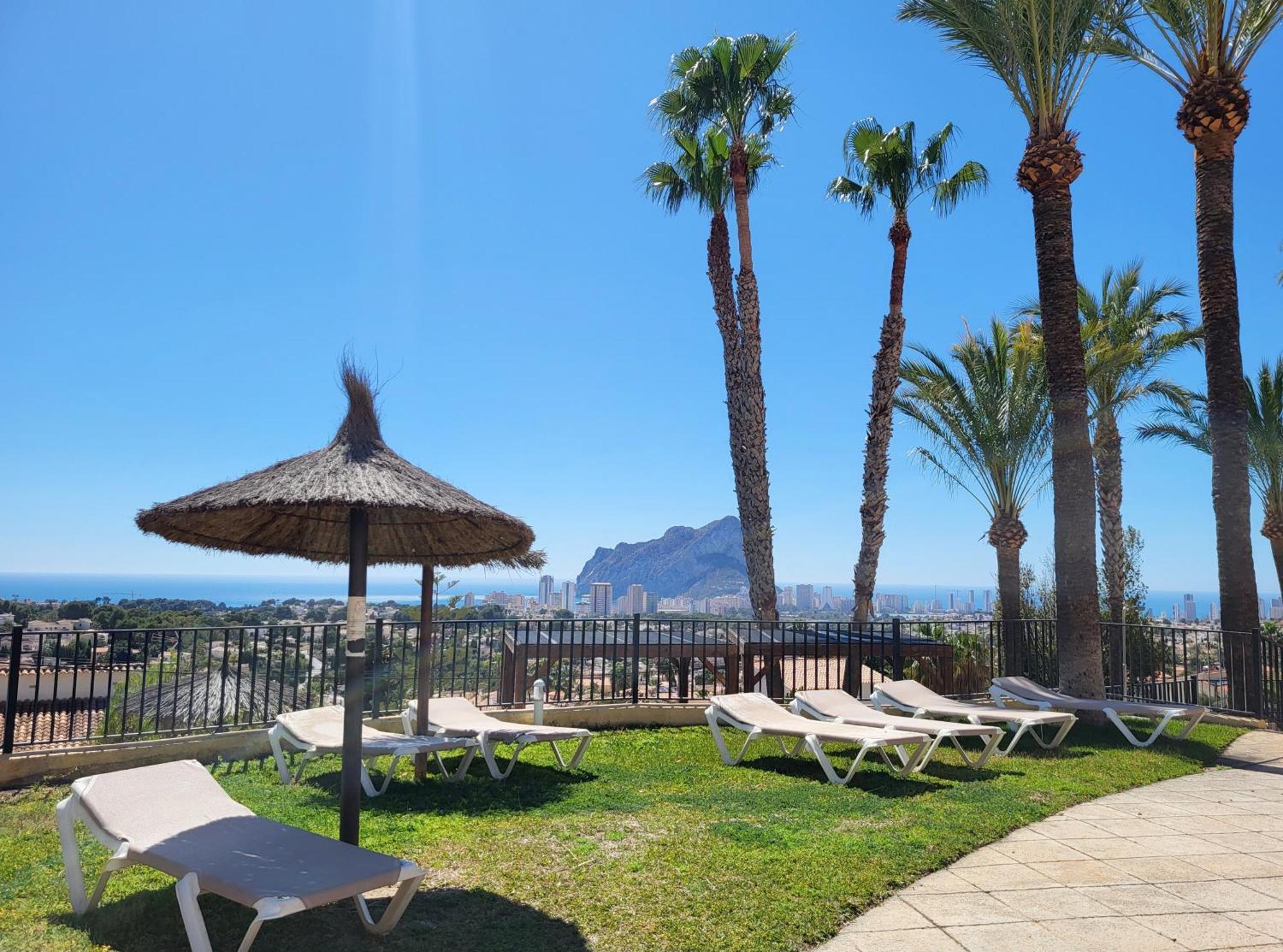 Casa Sunrise - Costa Blanca House With Rooftop, Swimming Pools And Panoramic Sea And Calpe Views Exterior foto