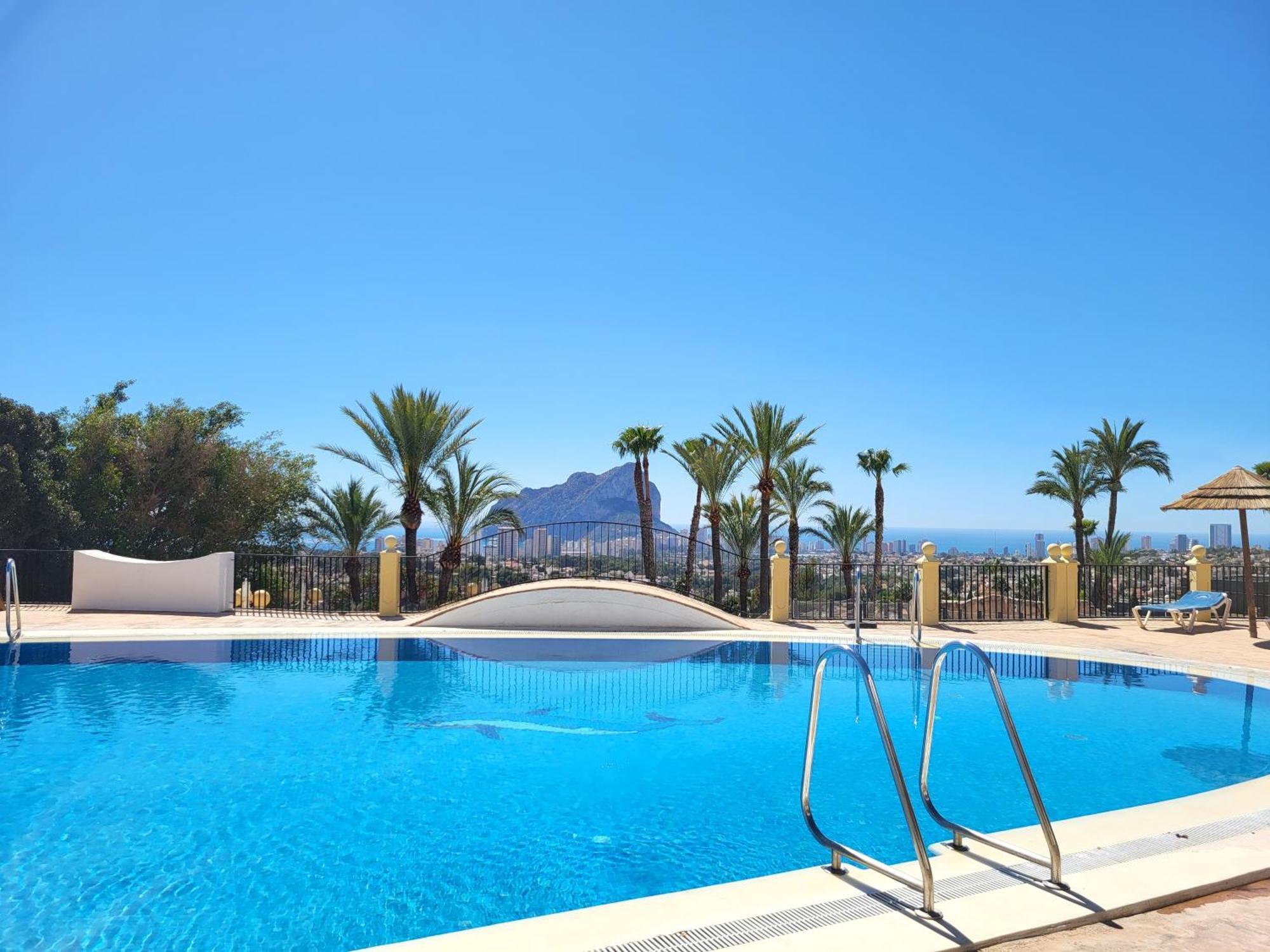 Casa Sunrise - Costa Blanca House With Rooftop, Swimming Pools And Panoramic Sea And Calpe Views Exterior foto