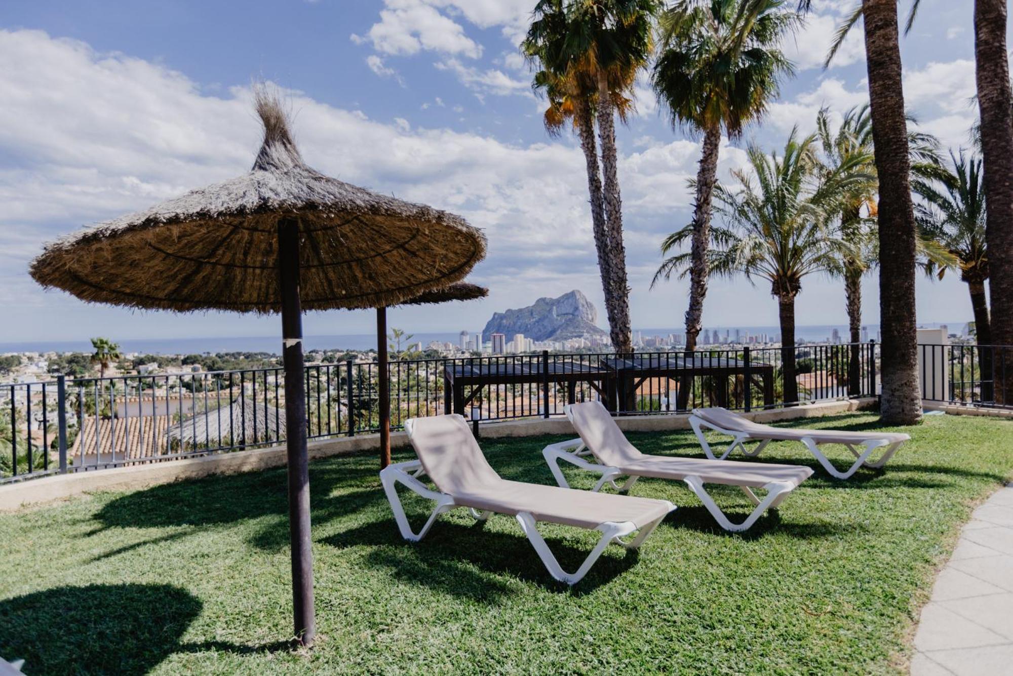 Casa Sunrise - Costa Blanca House With Rooftop, Swimming Pools And Panoramic Sea And Calpe Views Exterior foto